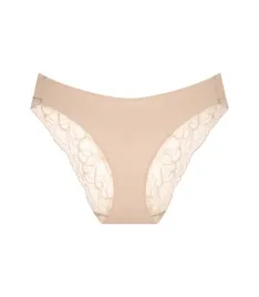 majtki-damskie-triumph-body-make-up-illusion-lace-high-leg-0036