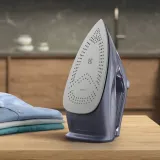 zelazko-parowe-electrolux-e6si1-4mn-2500w-kolor-dominujacy-niebieski