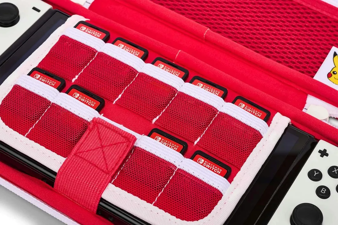 powera-etui-pokemon-pikachu-playday-switch-oled-waga-z-opakowaniem-0-25-kg