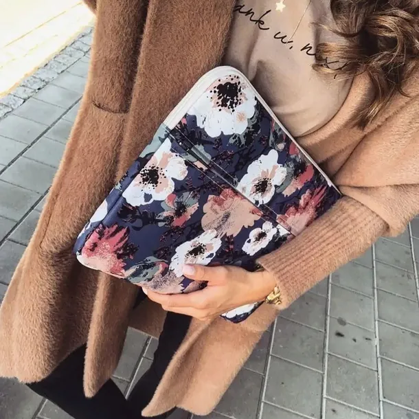 torba-na-laptopa-16-canvaslife-waga-z-opakowaniem-0-2-kg-kod-producenta-cnf006blucam