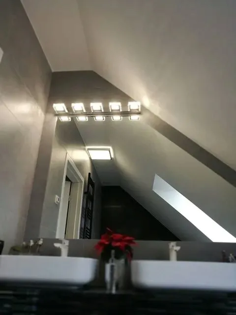 kinkiet-lazienkowy-led-lampa-nad-lustro-lub-obraz-75-cm-15w-stan-nowy