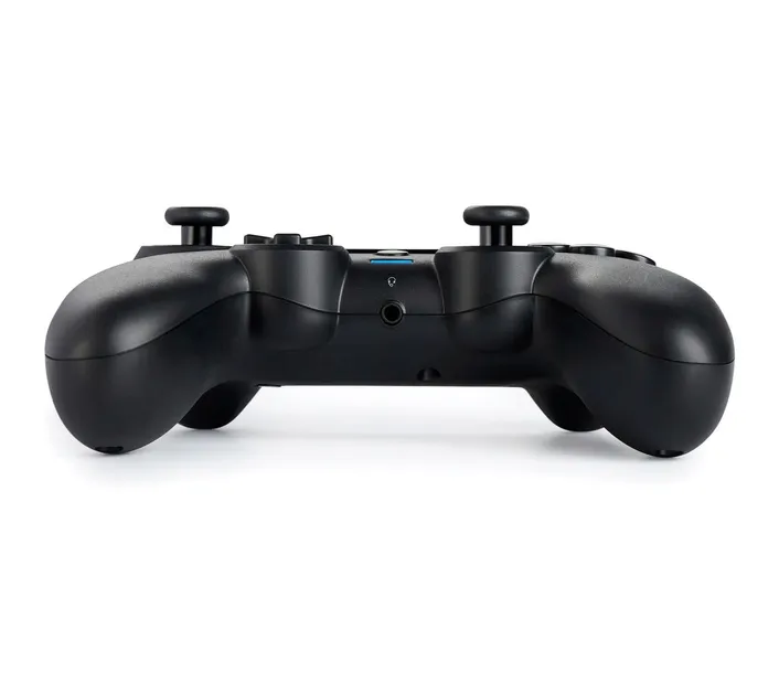 pad-bezprzewodowy-do-ps4-nacon-czarny-zasilanie-akumulatorowe
