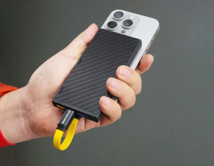 kabel-nitecore-usb-typ-c-usb-typ-c-007-m-zolty-maksymalne-obciazenie-w-41-66w