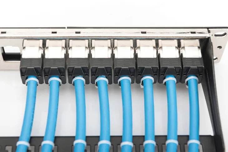 skretka-digitus-u-utp-kat-6a-100-m-maksymalna-przepustowosc-10-gb-s