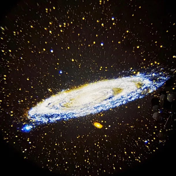 lampka-projektor-izoxis-bialy-barwa-swiatla-zmienna
