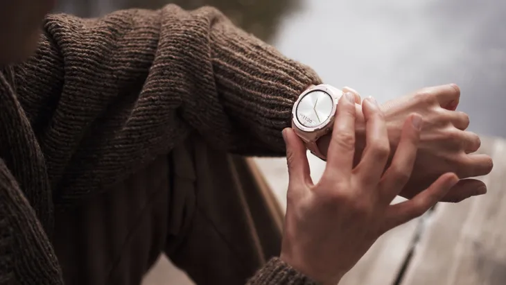 smartwatch-maxcom-fw100-bi-bialy-kolor-koperty-bialy