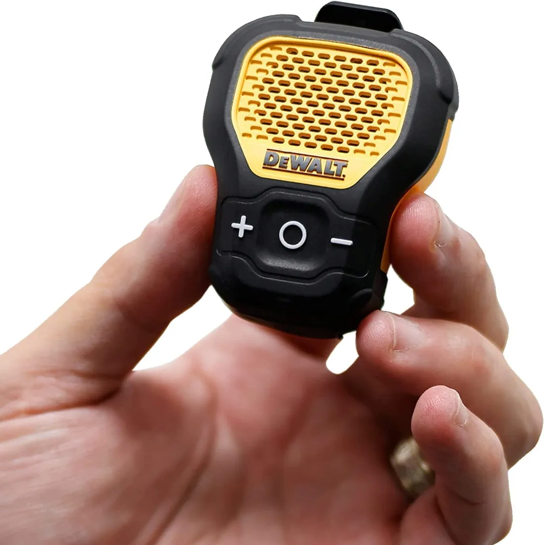 mobilny-mini-glosnik-bluetooth