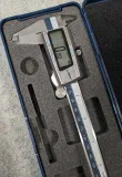 suwmiarka-elektroniczna-limit-150-mm-kod-producenta-144550100