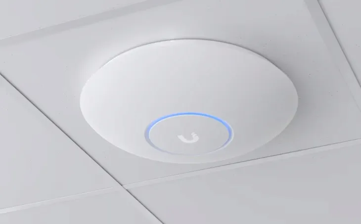 access-point-ubiquiti-u7-pro-max-802-11be-wi-fi-7-antena-wbudowana