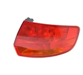 audi-a3-8p-03-08-lampa-tylna-prawa