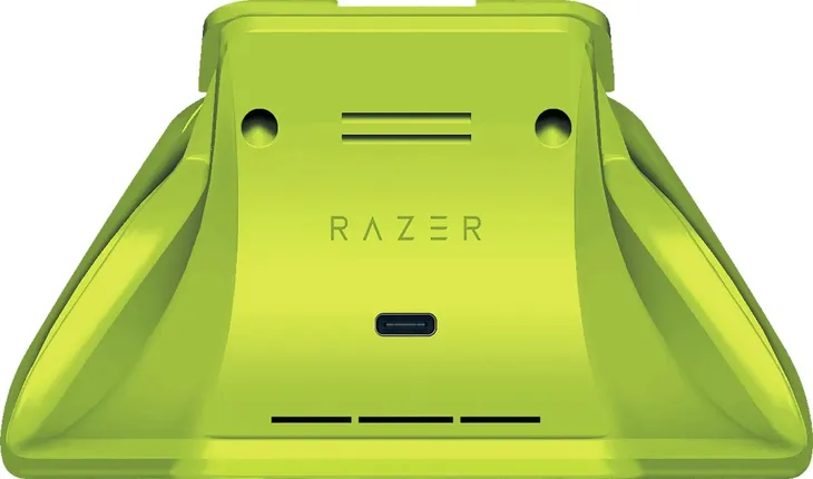razer-universal-quick-charging-stand-for-xbox-electric-volt-wake-waga-z-opakowaniem-0-3-kg