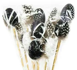 jajko-ozdobne-jajka-na-piku-wielkanoc-6-szt-black-white-z-piorkiem-mix-kol