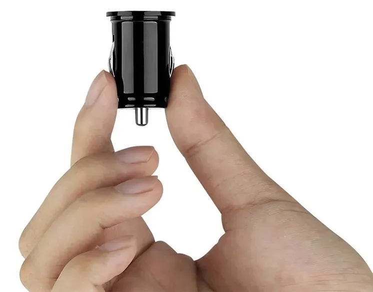 ladowarka-samochod-2xusb-2-1a-stan-nowy