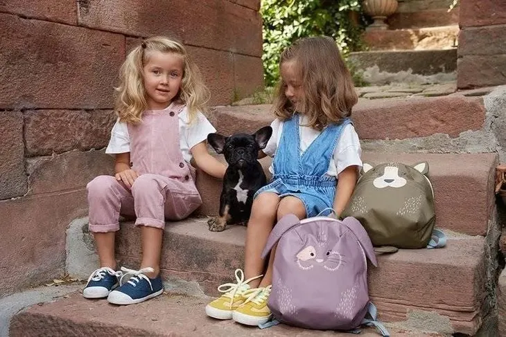 plecak-mini-about-friends-kot-lassig-pojemnosc-3-l