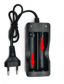 ladowarka-2-x-akumulatory-18650-li