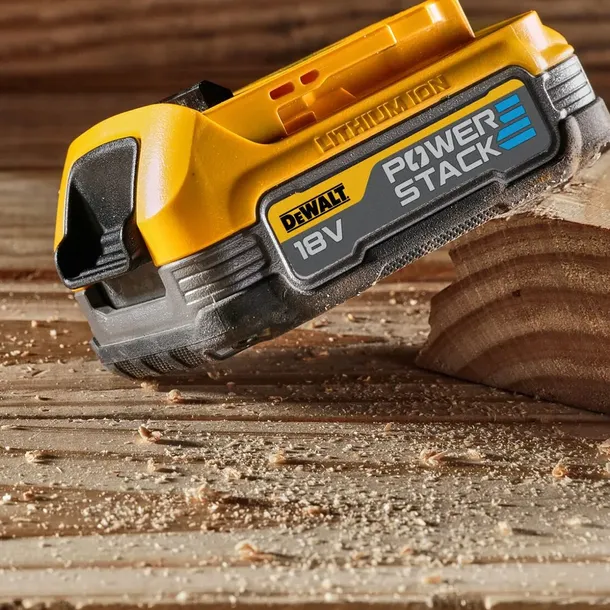 akumulator-18v-powerstack-17ah-dewalt-dcbp034-stan-nowy-uszkodzony-nie
