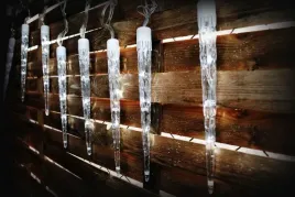 swiateczne-lampki-sople-zimna-biel-8-funkcji