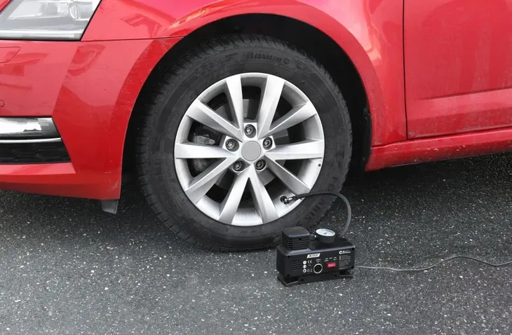 kompresor-12-230-v-producent-czesci-inny