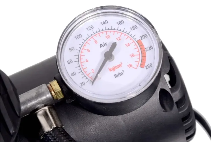 sprezarka-12-v-stan-nowy-producent-czesci-inny