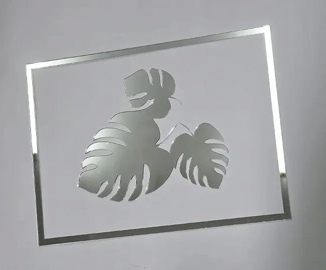 dekoracja-lisc-monstera-plexi-lustro-extra-tematyka-motywy-roslinne