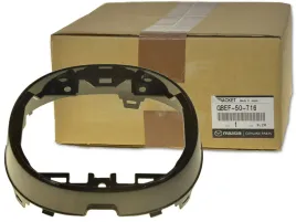 wspornik-podstawa-emblematu-pod-radar-gbef-50-716-oe-mazda6