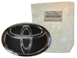 emblemat-logo-znaczek-maski-zderzaka-grilla-przod-75301-42050-oe-toyota