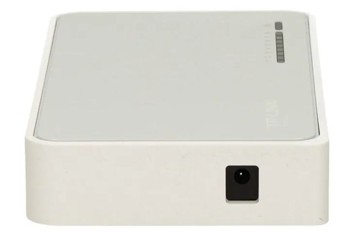 switch-tp-link-tl-sf1008d-8x-rj-45-10-100mb-s-liczba-portow-8