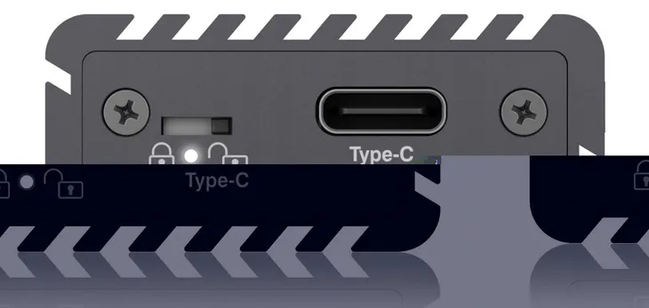 kieszen-na-dysk-icybox-certyfikat-ce-waga-z-opakowaniem-0-213-kg