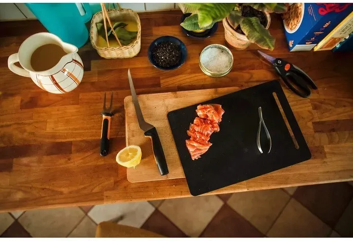 fiskars-widelec-do-ryb-1057547-kod-produktu-1057547