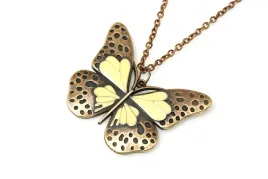 waniliowy-motyl-wisiorek-motyl-vintage