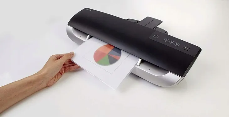 laminator-sencor-lm69-na-goraco-czas-nagrzewania-3-min