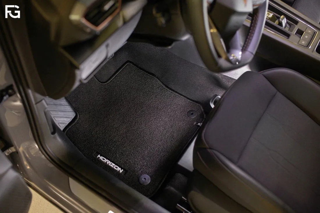 dywaniki-welur-renault-twingo-e-tech-e-tech-20-24-stan-nowy