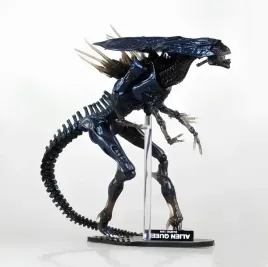 statuetka-krolowej-obcych-z-filmu-obcy-32-cm