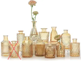 zestaw-11-szklanych-wazonow-maly-wazon