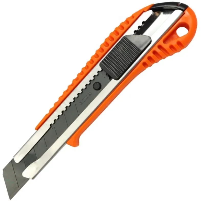 solid-5641-noz-plastikowy-black-tiger-18mm