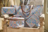 kosmetyczka-charly-ornamento-blue-small-pip-studio-marka-inna-marka