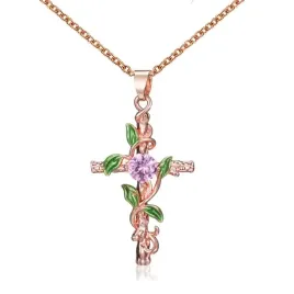 naszyjnik-krzyz-z-cyrkoniami-rose-gold