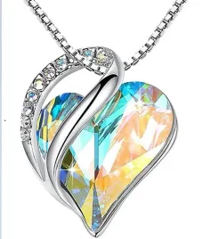 wisiorek-w-ksztalcie-serca-z-kamieniem-gorskim-white-pearl