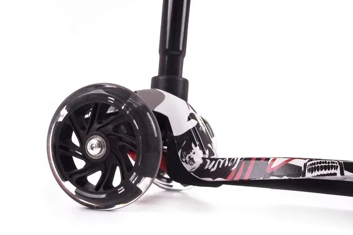 hulajnoga-dziecieca-3-kolowa-balansowa-led-graffiti-regulowana-dla-dzieci-waga-z-opakowaniem-5-kg