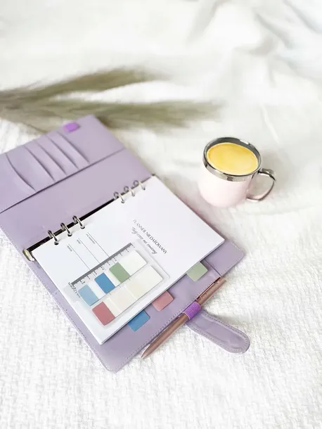 organizer-w-formie-segregatora-lilac-passion-stan-nowy
