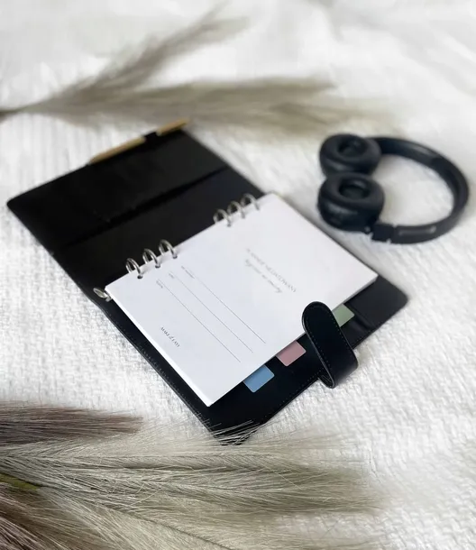 organizer-w-formie-segregatora-dark-soul-stan-nowy