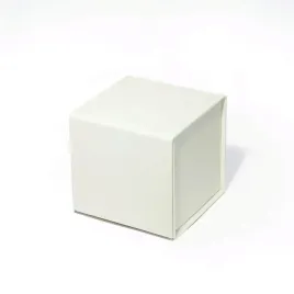 pudelko-magnetyczne-kosc-sloniowa-75x75x75mm-zew-karton-na-magnes-maly