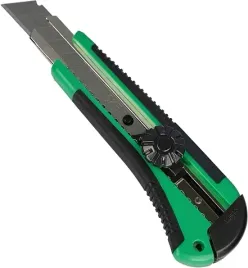 noz-nozyk-do-tapet-18mm-gumowany-z-blokada-skrecana