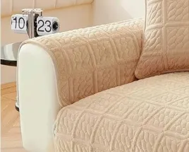 koc-narzuta-na-podlokietniki-kanapy-sofy-naroznika-podgumowany-70x70cm