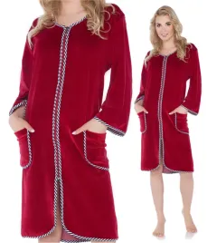 elegancki-szlafrok-welurowy-z-lamowka-damski-3-4-rekawem