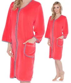 elegancki-szlafrok-welurowy-z-lamowka-damski-3-4-rekawem