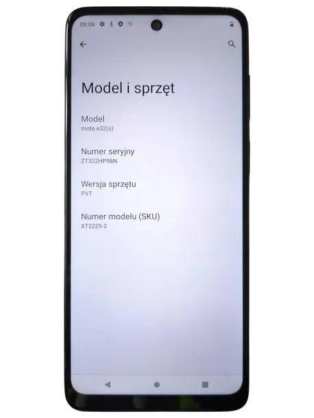 smartfon-motorola-moto-e32-s-3-32gb-funkcje-aparatu-autofocus-lampa-blyskowa-nagrywanie-wideo-panorama-zdjecia-seryjne-zoom