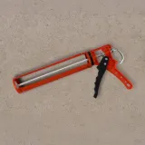 vergionic-pistolet-do-silikonu-i-kleju-waga-narzedzia-0-33-kg