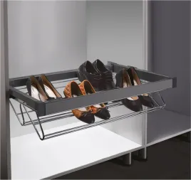 wysuwana-polka-na-buty-mocowana-w-ramie-do-garderoby-60-cm