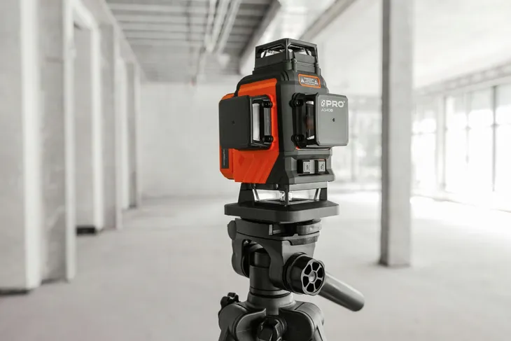 laser-pro-aq4dg-zasilanie-akumulatorowe